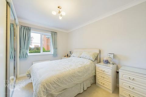 17 Harvest Way, Harleston, IP20 9GE