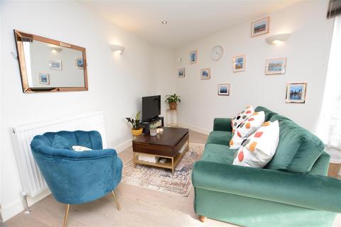Flat 2, 101 Christchurch Road, London, SW19 2FE