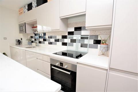 Flat 2, 101 Christchurch Road, London, SW19 2FE