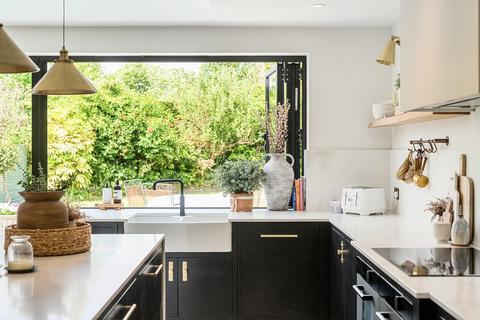 5 bedroom detached house for sale, Froxfield, Petersfield, GU32