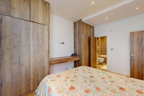 2 bedroom flat to rent, Eardley Crescent SW5