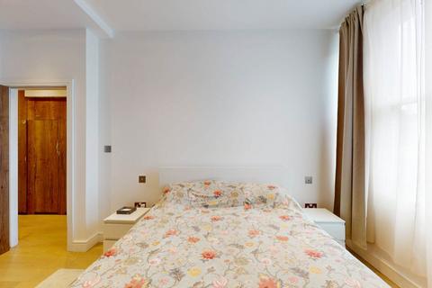 2 bedroom flat to rent, Eardley Crescent SW5