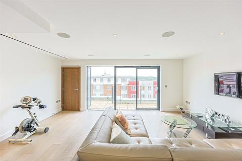 3 bedroom apartment for sale, Boulevard Drive, Beaufort Park, Colindale, NW9