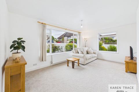 6 Beacon Close, St Austell, PL25 3DU