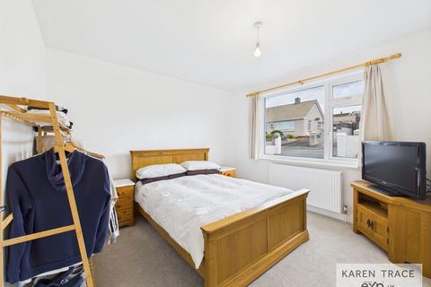 6 Beacon Close, St Austell, PL25 3DU