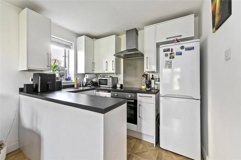 1 bedroom apartment to rent, Marksbury Avenue, Kew, Surrey, TW9