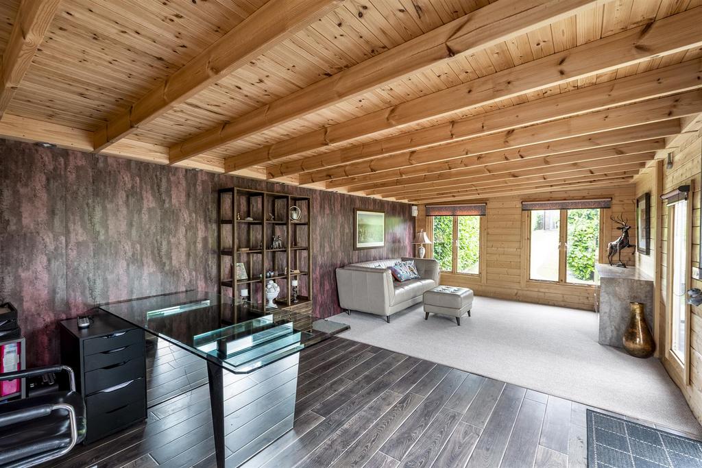 Home Office/Summer House