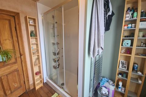 3 bedroom house to rent, Elizabeth Street, Leeds LS6