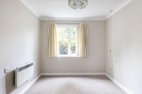 1 bedroom retirement property for sale, Kingston Road, New Malden KT3