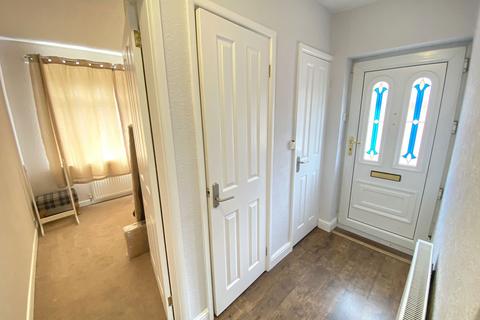 2 bedroom semi-detached bungalow for sale, Sheepfoot Lane, Boundary Park, Oldham, OL1 2PD