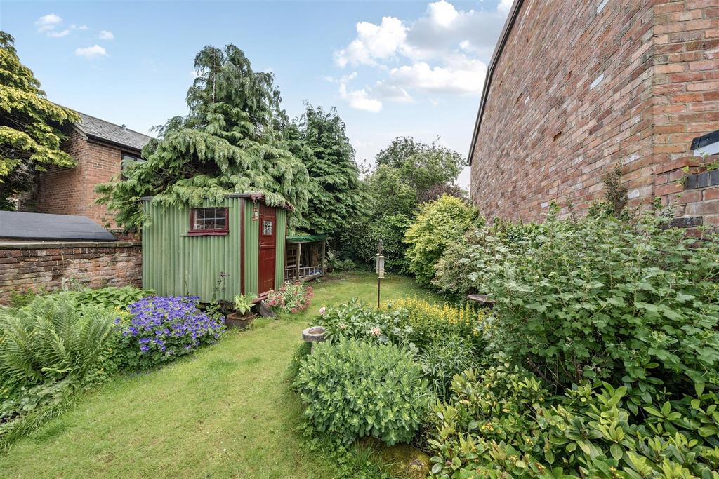 Garden Shed.jpg