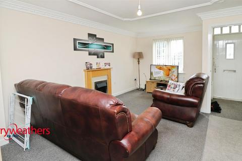 3 bedroom terraced house for sale, West End Lane, New Rossington, Doncaster