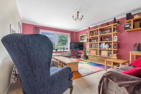 2 bedroom apartment for sale, Rosefield Road, Staines-upon-Thames, TW18