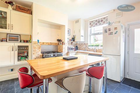 24 Taplin Road, Sheffield, S6 4JF