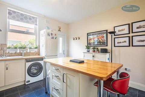 24 Taplin Road, Sheffield, S6 4JF