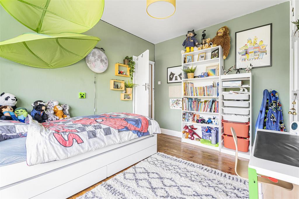 Bedroom 2 (pic 2)