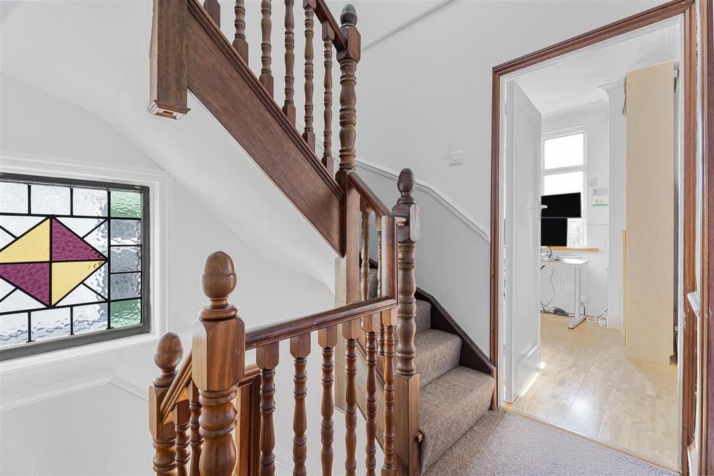 1 st floor landing