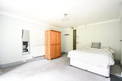 4 bedroom terraced house for sale, Sanctuary Close, Uxbridge UB9