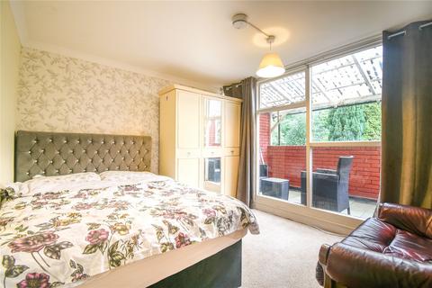 4 bedroom terraced house for sale, Sanctuary Close, Uxbridge UB9