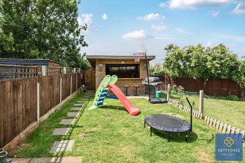 9 Downham Close, Romford, RM5 2RD