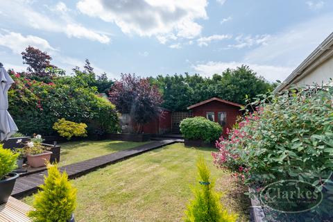 4 bedroom detached house for sale, Superb Home, Norton Road, Bournemouth