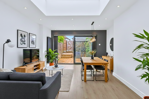 undefined, Wainwright Grove, Isleworth TW7