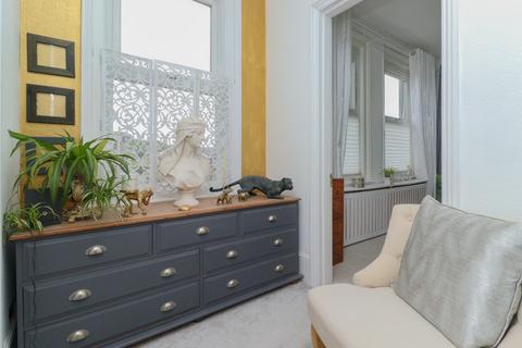 2 bedroom end of terrace house for sale, High Street, St. Lawrence, Ramsgate, Kent, CT11