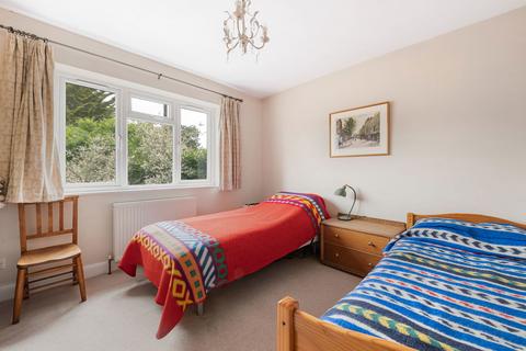 57 Reddown Road, Coulsdon, CR5 1AP