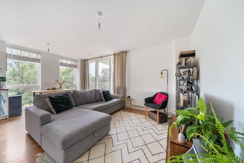 2 bedroom apartment for sale, Appleby Court, Adenmore Road, London, SE6 4EJ