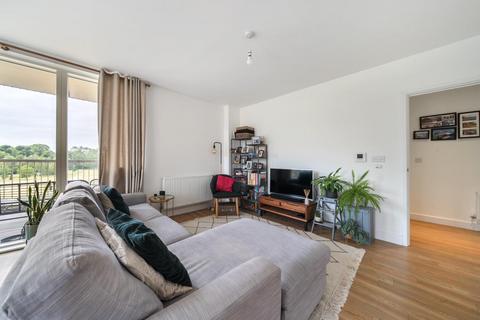 2 bedroom apartment for sale, Appleby Court, Adenmore Road, London, SE6 4EJ