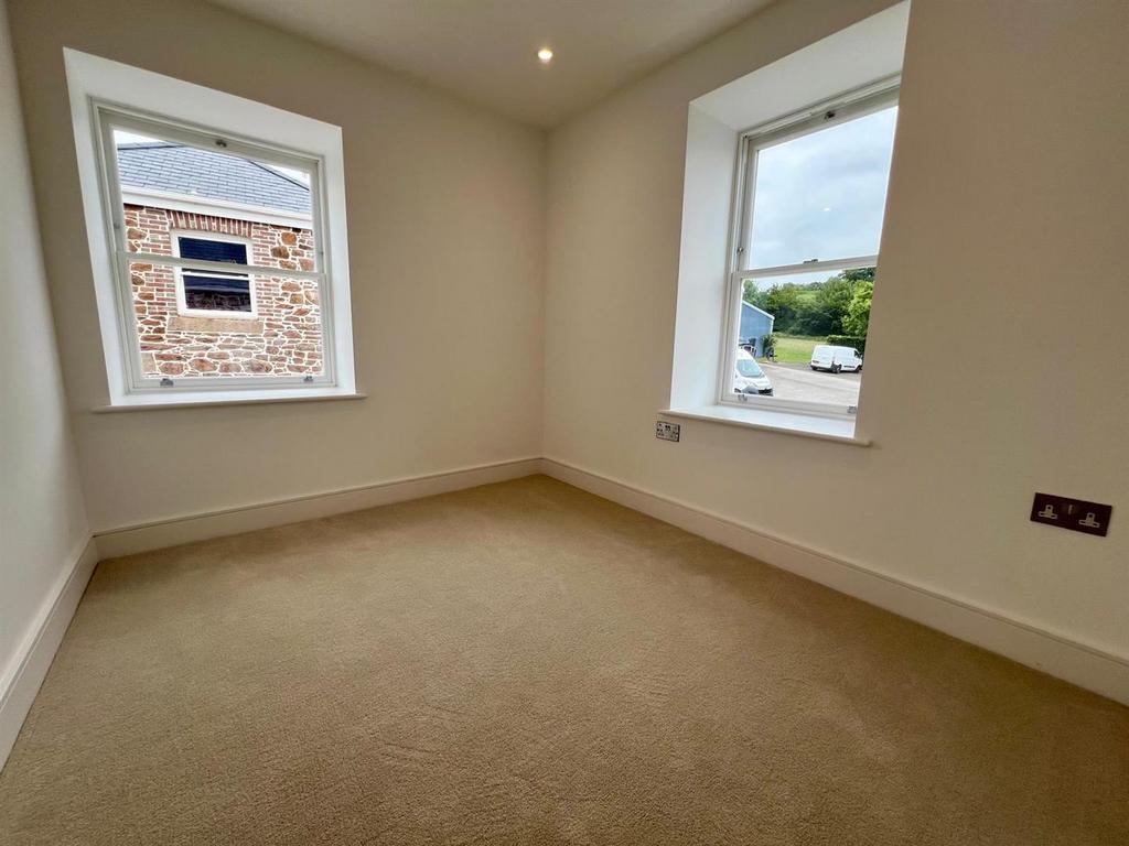 PHOTO-2025-06-09-12-27-10 8.jpg