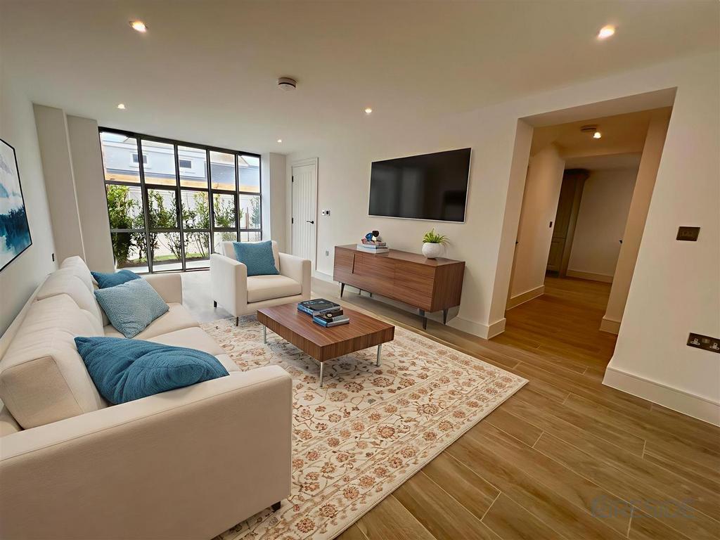 PHOTO-2025-06-09-12-27-10-2 - Living Room - Standa