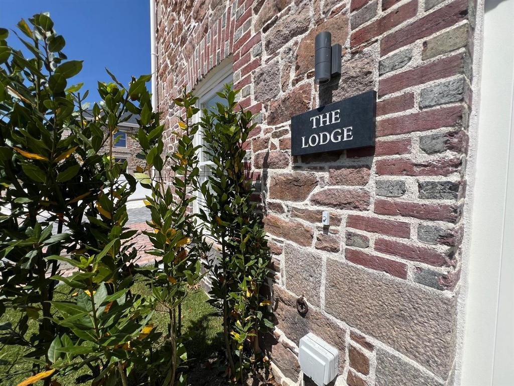 PHOTO-2025-06-11-13-57-56 25.jpg