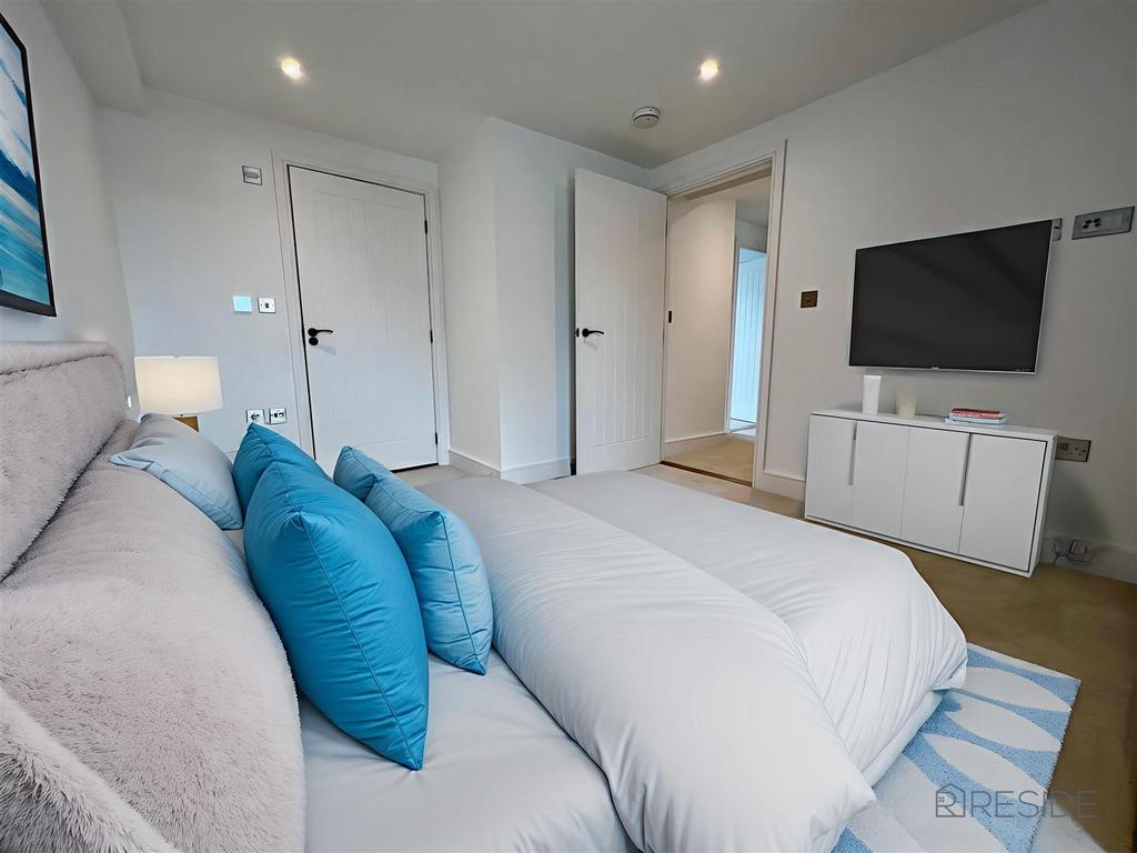 PHOTO-2025-06-09-12-47-44-5 - Bedroom - Standard -