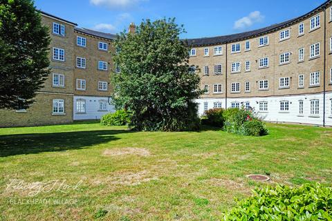 2 bedroom apartment for sale, Gilbert Close, London