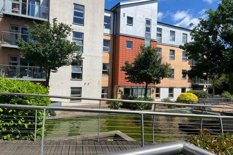 2 bedroom flat for sale, Marquess Heights, South Woodford, E18