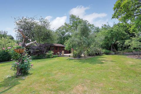 Nutshell Cottage Riverview Road, Pangbourne, Reading, RG8 7AU