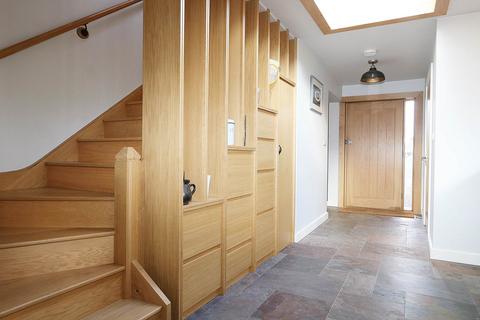 Nutshell Cottage Riverview Road, Pangbourne, Reading, RG8 7AU