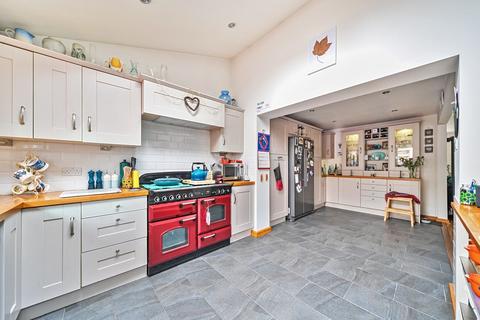2 Bodley Close, Exeter, EX1 3LD
