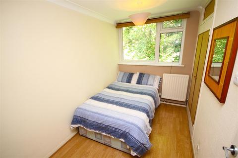 12, Rutland Court Caveside Close, Chislehurst, BR7 5NL