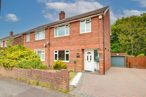 3 bedroom semi-detached house for sale, SHOLING! OPEN PLAN LIVING! GARAGE! GORGEOUS OUTLOOK!