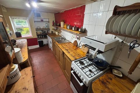 undefined, Cwrtnewydd, Llanybydder, SA40