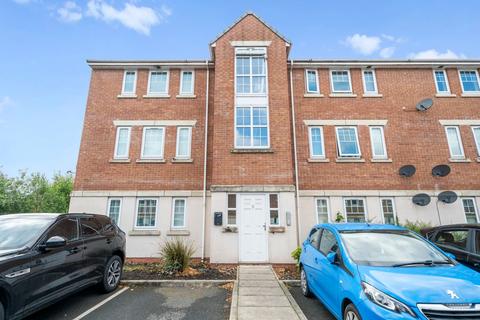 2 bedroom flat for sale, Cranberry Court, Ashton-In-Makerfield, WN4