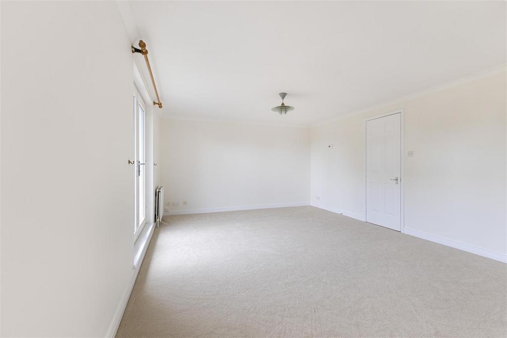 93379 Flat 4 Uxbridge House 37 Uxbridge Road(9).jp