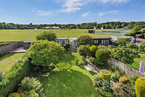 6 bedroom detached house for sale, Mayflower Way, Farnham Common, Buckinghamshire, SL2