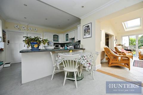 undefined, Bradford Road, Guiseley, Leeds