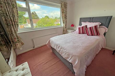 3 bedroom semi-detached house for sale, Haslucks Green Road, Shirley, B90 1DS