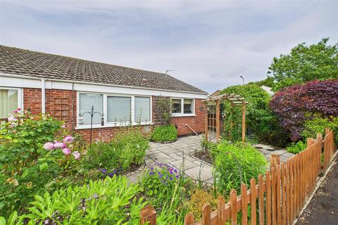 2 bedroom semi-detached bungalow for sale, Peaceful cul-de-sac in the heart of Clevedon
