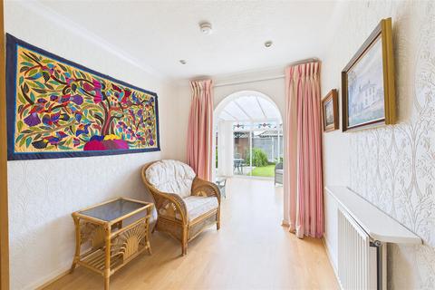 2 bedroom semi-detached bungalow for sale, Peaceful cul-de-sac in the heart of Clevedon