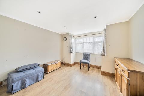 3 bedroom bungalow for sale, Herlwyn Avenue, Ruislip